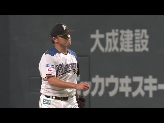 【9回表】プロ初登板のファイターズ・立田が本拠地の歓声を浴びてプロ初奪三振!! 2018/10/2 F-L