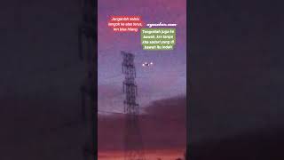 Download lagu Jangan tengok ke atas terus, tengoklah juga ke bawah! mp3