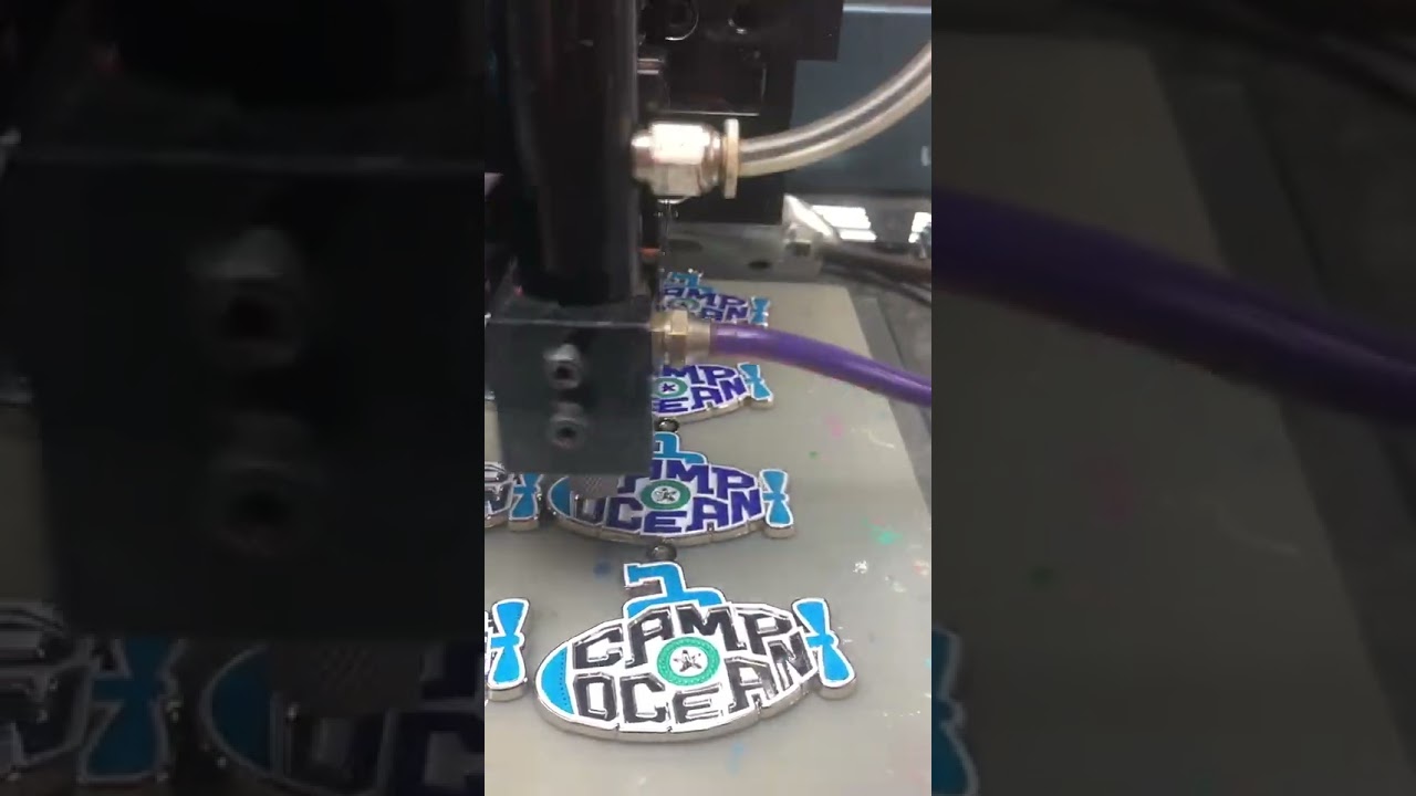 How our auto coloring machines color the medal?