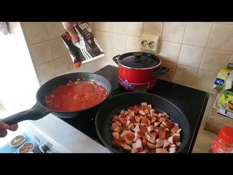 Nudelgerichte in 20 Minuten frisch gekocht mit Tomatensoße !