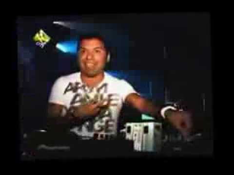 Bailando  Tony Dark Eyes Ft  Chela Rivas