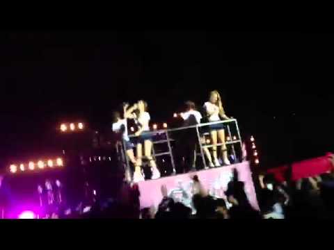 [Fancam] 120922 SNSD Being Chased - Kissing You @ SMTown Jakarta