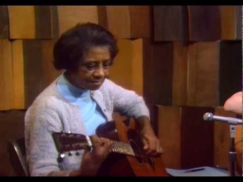 Spanish Flang Dang and A Jig played by Elizabeth Cotten
