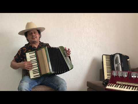 Mestre Jovenil Santos com a 48 baixos