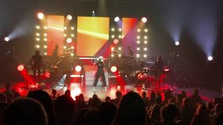 Marie-Mai La tournée Elle et moi : INTRO-EMPIRE ALMA