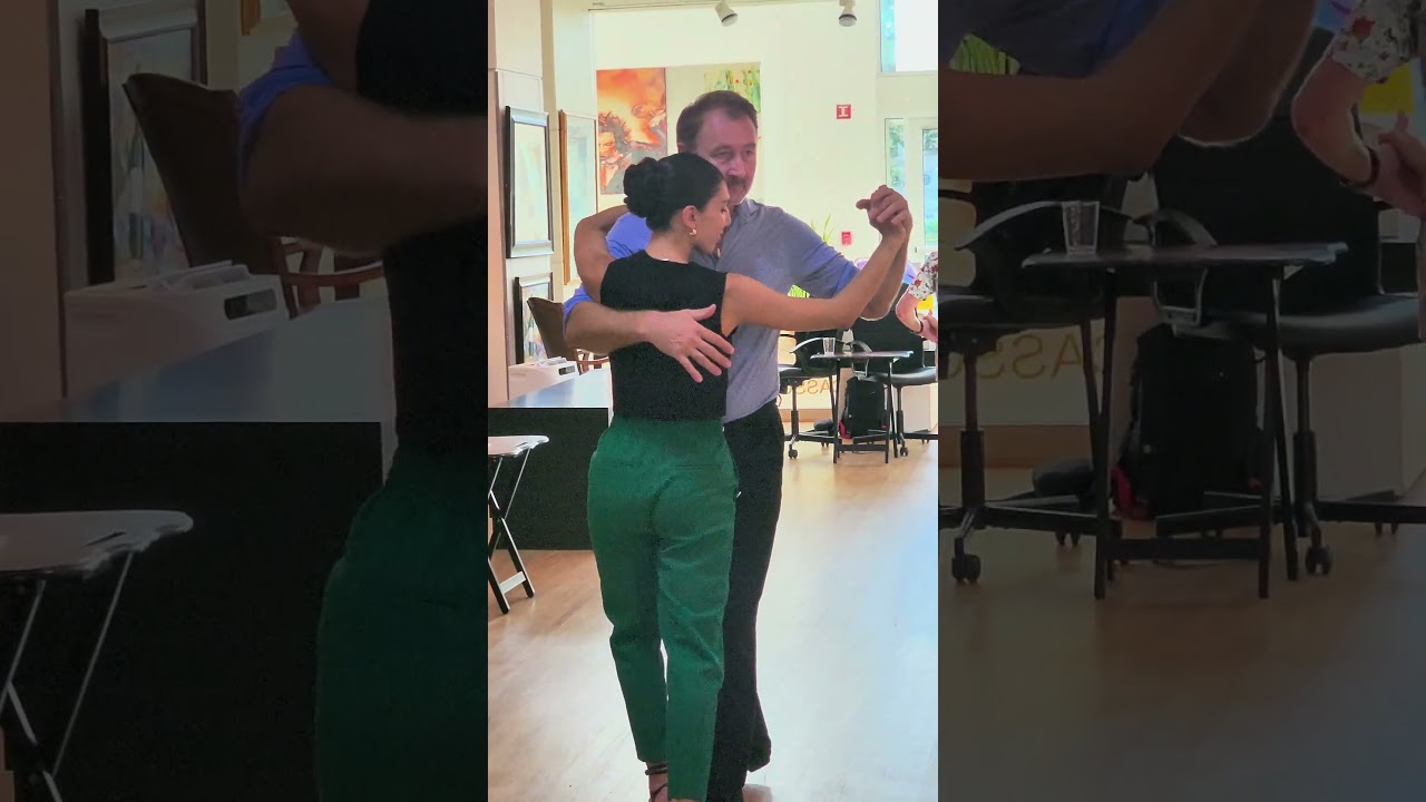 🔥 Embrace meets musicality, a candid tango moment is born 💃🕺🎶 #argentinetango #tango #lifetimetango