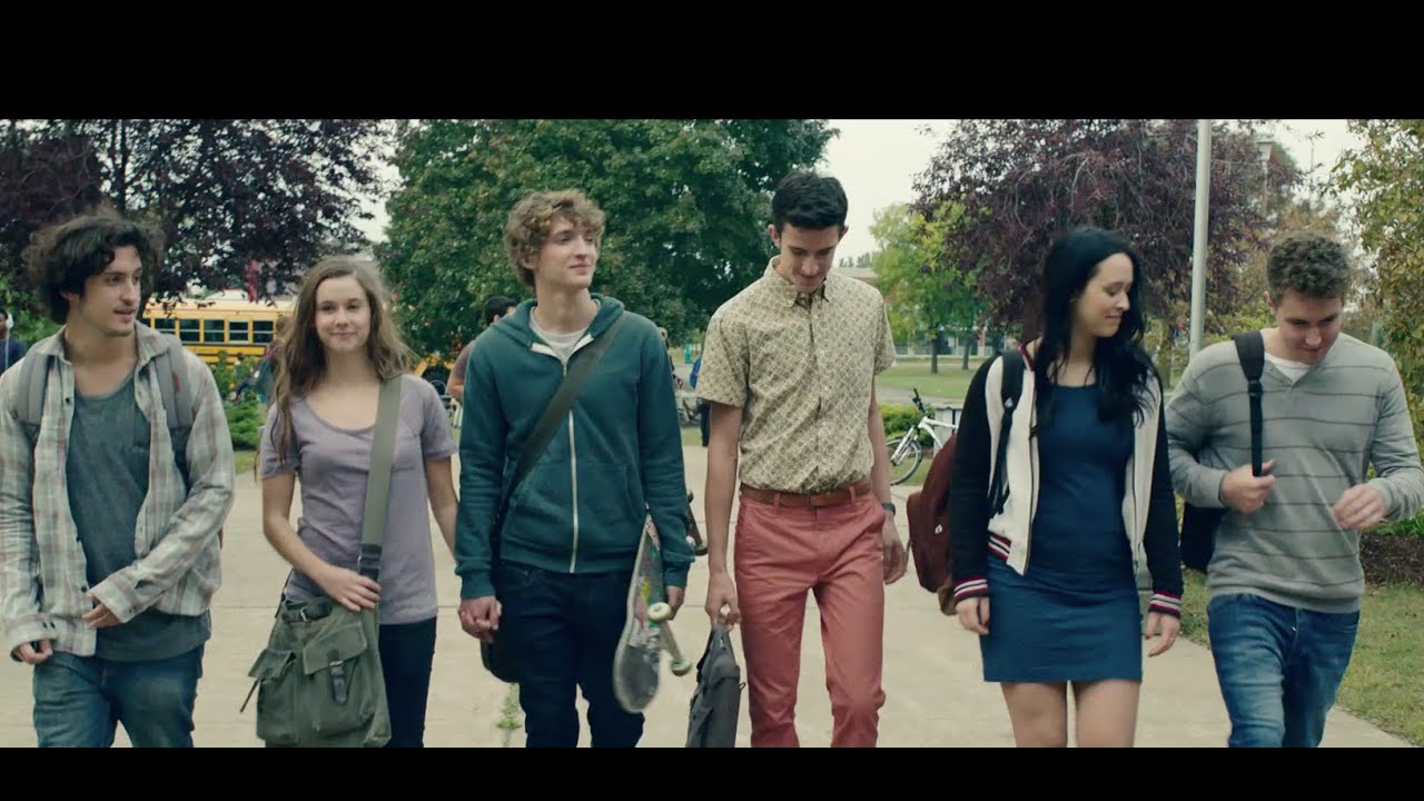 Miniature de la vidéo Aurélie Laflamme - Les pieds sur terre - Bande-annonce du film Aurélie Laflamme: Les pieds sur terre