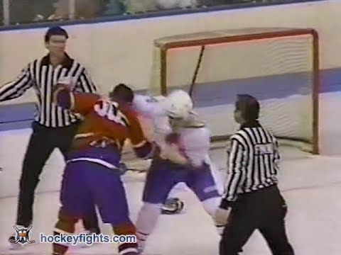 Chris Nilan vs Gord Donnelly