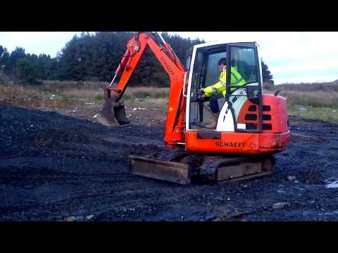 Terex HR14 3 ton excavator