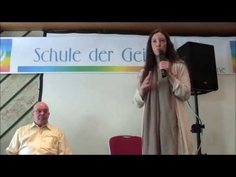 Anouk Claes + Dr. Jakob Bösch beim 12. Internationalen Heilerkongess 2013 in Schladming