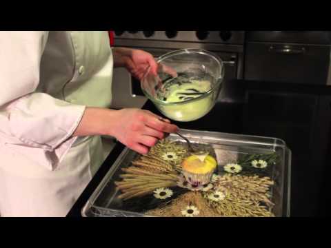 Como fazer glacê de limão para enfeitar cupcakes : Cupcakes