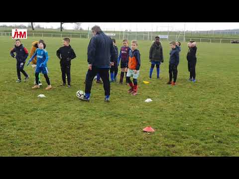 Les jeunes footballeurs de l'ASPTT Chaumont flashés au radar pour la bonne cause !
