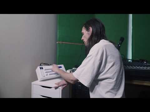 DMX Krew - Opal Rhythm Computor tutorial (Drum machine & sampler) - Gear Guide