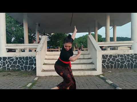 UAS TARI JAIPONG ( KESER BOJONG )