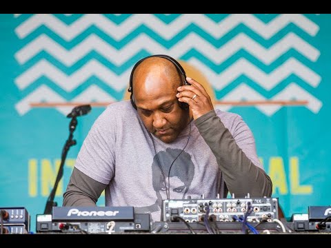 Ronnie Herel presents LIVELAB Sessions