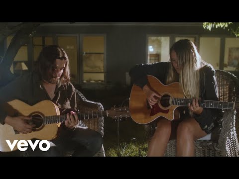 Chelsea Cutler & Noah Kahan - Crazier Things (Official Acoustic Video)