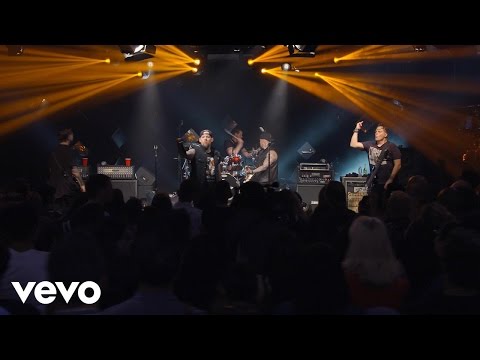 Good Charlotte - The Young and The Hopeless (Live on the Honda Stage at the iHeartRadio Theater NY)