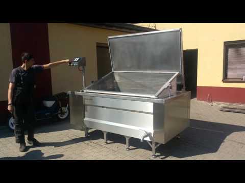 Revic 1000L Stainless steel jacketed boiling kettle with unloader video thumbnail