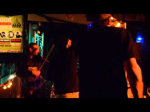 Steppin Forward & Ras Divarius, N°3