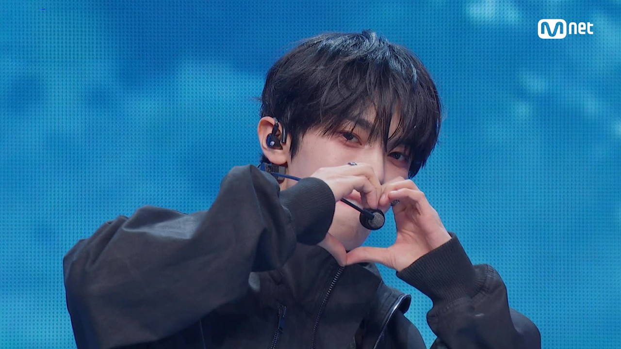 TUNEXX (튜넥스) - BLUE MODE #엠카운트다운 EP.945 | Mnet 260910 방송