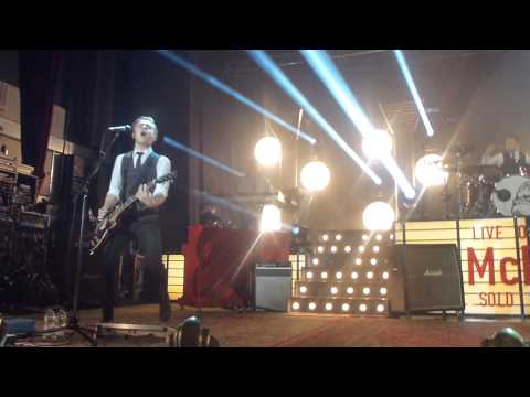 McFly; Memory Lane Acapella Intro & That Girl. 20th April 2013 - Birmingham. Front Row, HD.