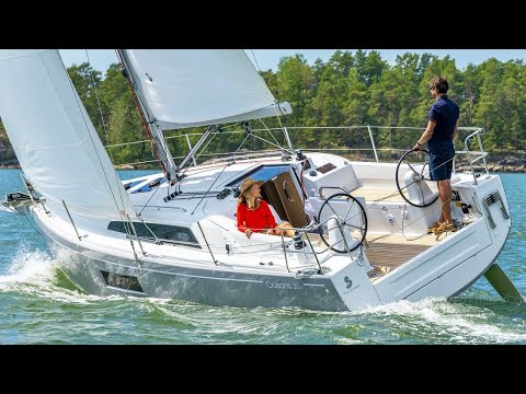 £112,000 Yacht Tour : Beneteau Oceanis 30.1 £112,000 Yacht Tour : Beneteau Oceanis 30.1