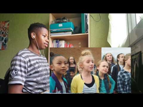 GRADE SCHOOL DANCE BATTLE! BOYS VS GIRLS! by SCOTTDW - REACTION !!!