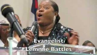EVANGELIST LEMMIE BATTLES SINGS AGAIN! pt1