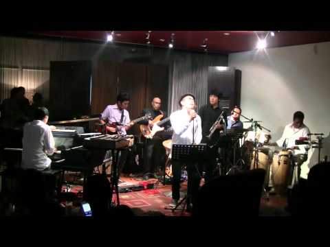 Glenn Fredly ft. Indra Lesmana - Kirana @ Mostly Jazz 03/12/11 [HD]