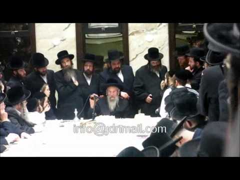 Tzeischem Leshalom For The Slonim Rebbe In Boro Park -Shevat 5774