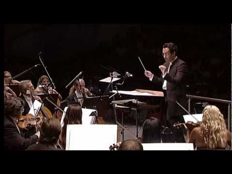 UNIVERSAL PICTURES CENTENNIAL FANFARE - UNIVERSAL PICTURES CENTENNIAL CONCERT - FIMUCITÉ 6