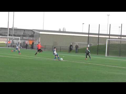 29 nov 2014 VV De Meern D3 - Lopik D1 com 1-4 Goede redding Sven