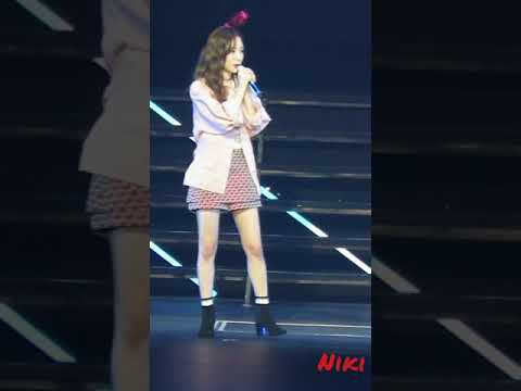 180421 Best of Best Concert in Taipei  태연 Taeyeon 太妍 - Talk time 2 (直拍)