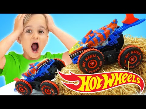 Sharks vs Dinos Toy Monster Truck Competition