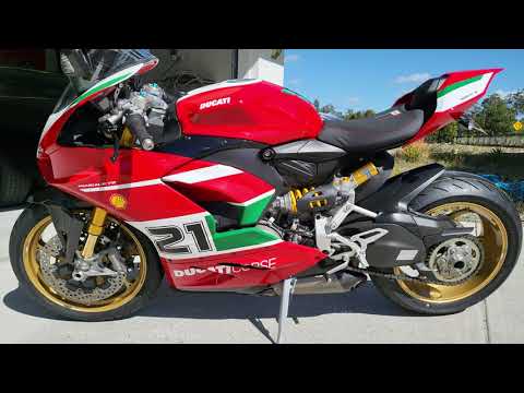 Marchesini M7RS Forged Aluminium wheels fitted to 2022 Ducati Panigale V2 Bayliss