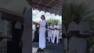Download lagu Alexx Ekubo’s younger sister, Amarachi, pays emotional tribute at his funeral service and reception. mp3