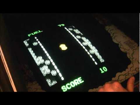 Kee Games Super Bug (1977)