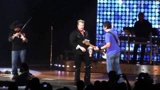 Rascal Flatts - Bob That Head - Live in Portland, OR (Unstoppable Tour) [HD]