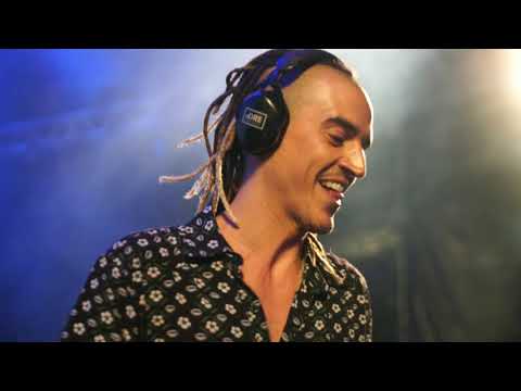 Gilsons - Várias Queixas (Dre Guazzelli Remix)