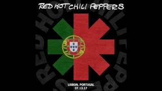 Red Hot Chili Peppers - Josh solo: Foi Na Cruz (Nick Cave cover) [LIVE Lisbon, PT - 13/07/2017]