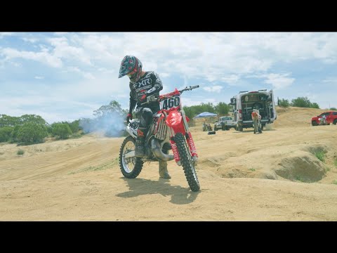 Michael Hicks - 2 Much Smoke