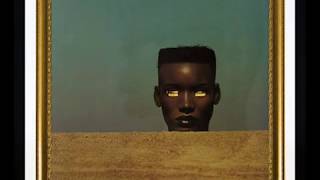 Grace Jones - She&#39;s lost control (long version)