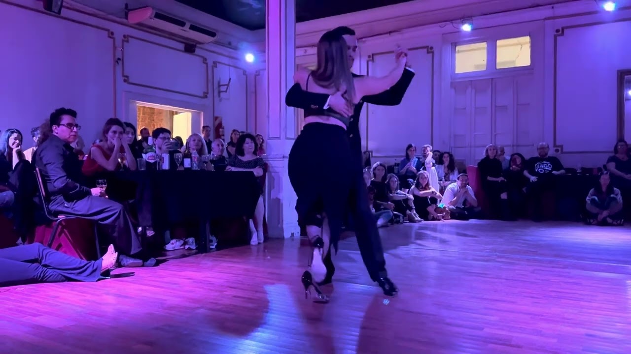 Ornella Simonetto y Juan Vargas- 01 Anibal Troilo, que me van hablar de amor. ( La Dicepolo )