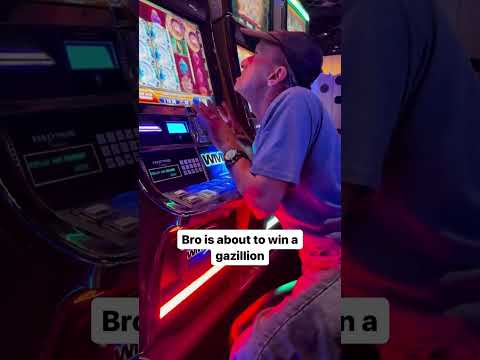 Bro won a gazillion dollars 💰🤑🎰 #meme #memes #casino #gambling #gamblingmeme #fun
