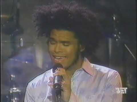 Maxwell "Sumthin Sumthin" (live)—An Evening with Maxwell on BET Planet Groove (April 1997)