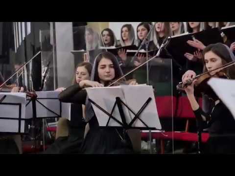 Християнська пісня "Soli Deo Gloria" ("Лиш Богу слава")