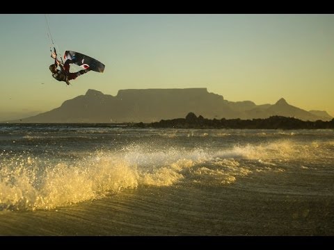 Big air kiteboarding in Cape Town - Red Bull King of the Air