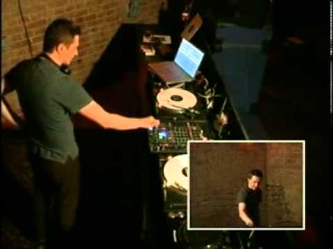 237 Showcase: Julio.b - RTS.FM.110612