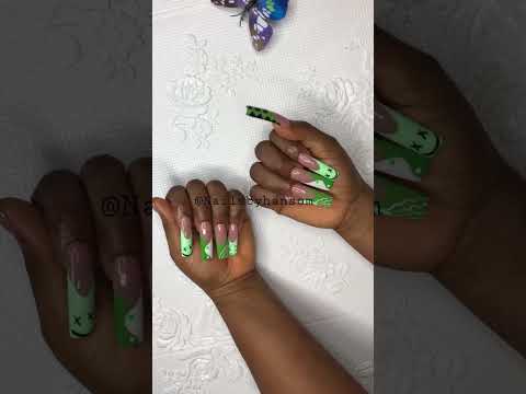 Acrylic design #acrylicnails #hashtags #nailart #owerriimostate #nailsbyhansom #nailartdesigns