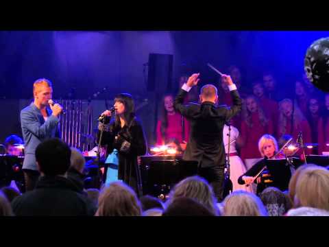 Ott Lepland ja Sandra Nurmsalu, Waf koor - Eesti muld ja eesti süda